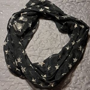 Claire's Navy blue stars scarf NWT